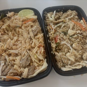 Mai Thai Cafe - Paid Pad Thai and chicken Thai Fried Rice - Thai Near Me - Wheaton, Illinois Mai Thai Cafe - Paid Pad Thai and chicken Thai Fried Rice - Thai Near Me - Wheaton, Illinois