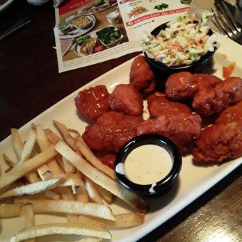 Applebee's Grill + Bar - American Near Me - Visalia, California