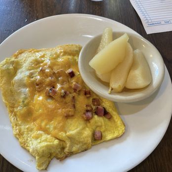 Momma Jane's Pancake House - 2 gas omelette - Breakfast & Brunch Near Me - The Dalles, Oregon