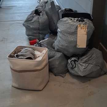 Populus Waterside Apartments - Neighbors trash left for 10 days - Apartments Near Me - Chattanooga, Tennessee