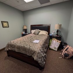Raleigh Neurology Associates - Sleep study room - lifewithhanny