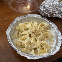 Viona's Italian Bistro - Fettuccine Alfredo House Specialty