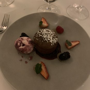 The Club Grill - Chocolate Fondant - Caribbean Near Me - Cancún, ROO The Club Grill - Chocolate Fondant - Caribbean Near Me - Cancún, ROO