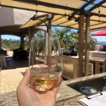 Sunrise Vineyards - Wineries Near Me - Ramona, California