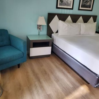 Kings Inn San Diego - Room - San Diego, CA