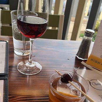 Claire's Restaurant and Bar - Drinks - New American Near Me - Estes Park, Colorado