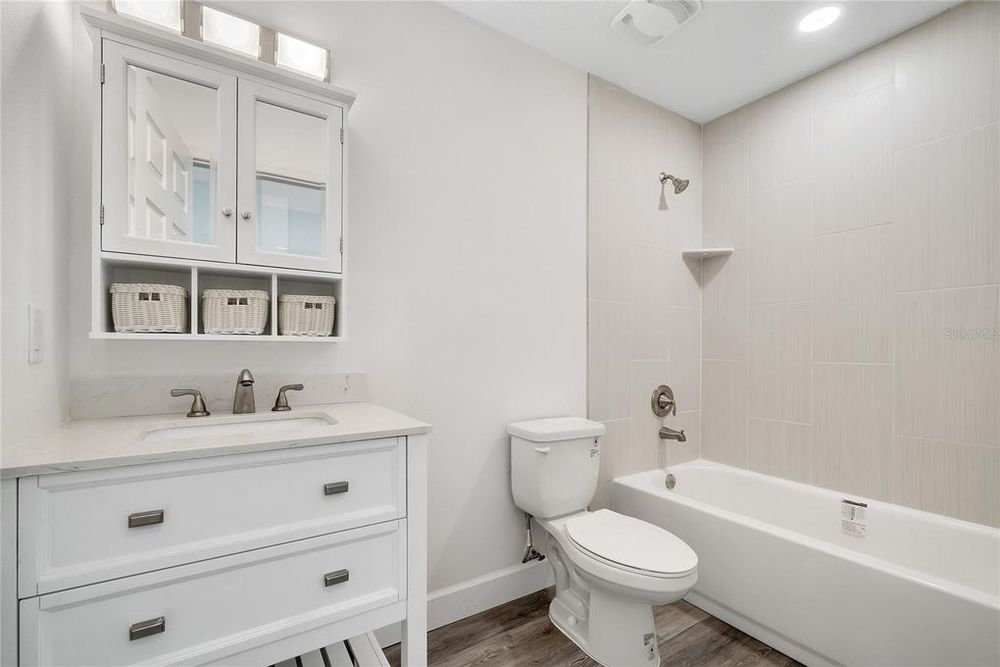 Slide of Houchins Family Construction