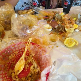 The Boiling Crab - Fried Shrimp Basket - Seafood Near Me - Honolulu, Hawaii