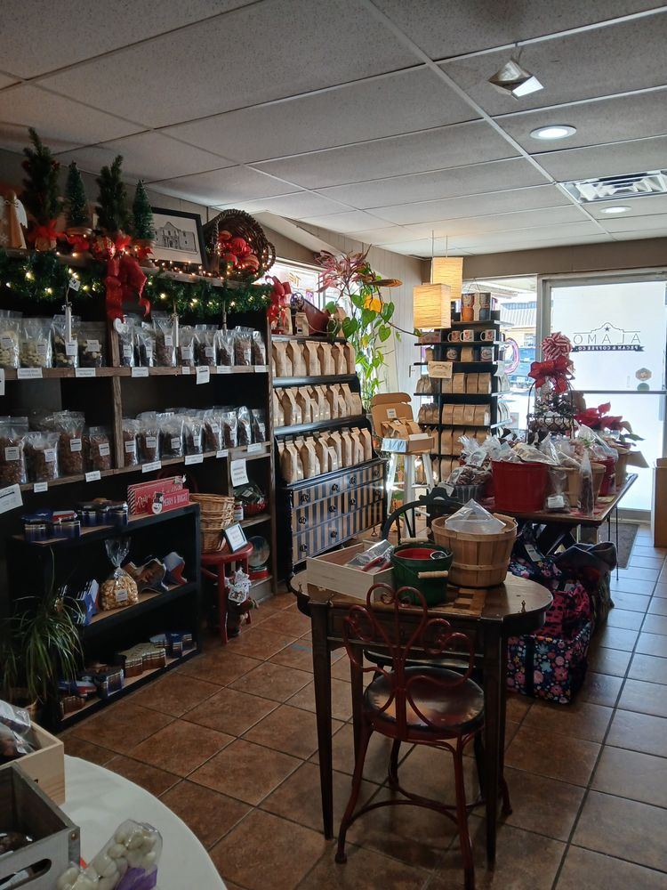 Alamo Pecan & Coffee Co Logo