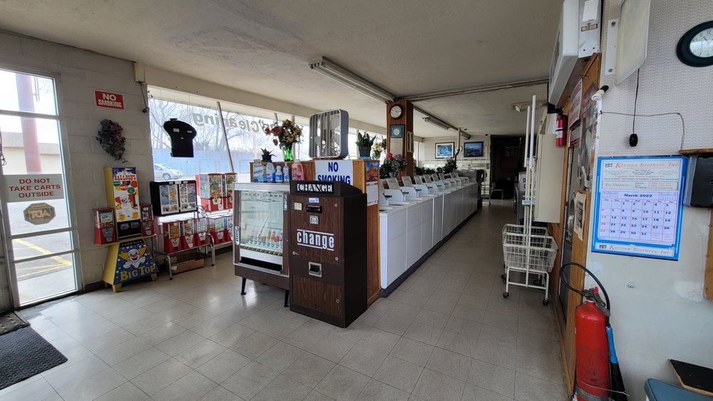 MAGNA LAUNDROMAT Updated August 2024 8585 W 2700th S, Magna, Utah