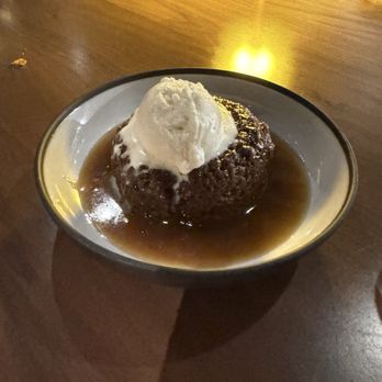 Gordon Ramsay Hell's Kitchen - Sticky Toffee Pudding - Steakhouses Near Me - Stateline, Nevada