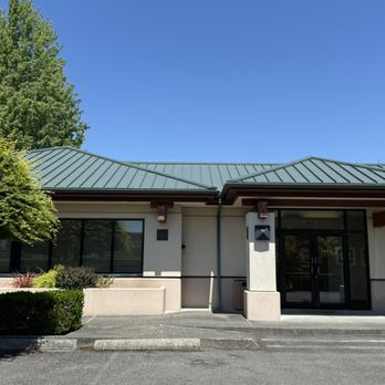 Peyton B Douglas Ms DDS - Front entrance - Orthodontists Near Me - Des Moines, Washington Peyton B Douglas Ms DDS - Front entrance - Orthodontists Near Me - Des Moines, Washington
