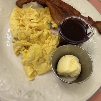 Fresno Breakfast House - Bacon and Eggs - Breakfast & Brunch Near Me - Fresno, California Fresno Breakfast House - Bacon and Eggs - Breakfast & Brunch Near Me - Fresno, California