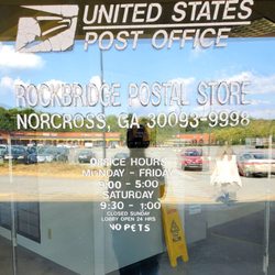 Rockbridge Post Office - The front window could use a little touch up.