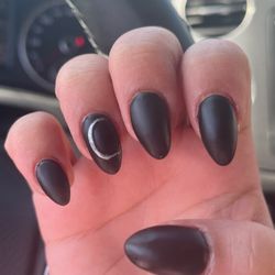 Maica’s Nails & Spa by Kelly & Brian