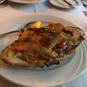 Ye Olde Tavern - Lobster & Bacon Macaroni and Cheese - American Near Me - Manchester, Vermont