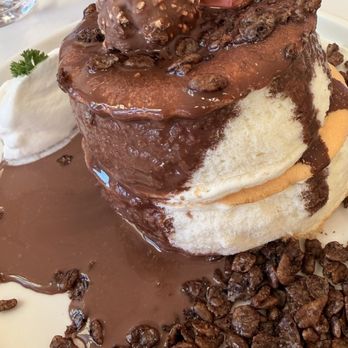 Gram Cafe & Pancakes - Hazelnut chocolate soufflé pancake - Pancakes Near Me - Irvine, California
