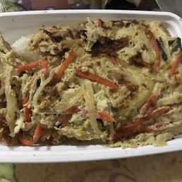 Katsu don without any katsu sauce!!! They said they poured sauce on top of the don but as you can see there is no sauce and it is very dry!