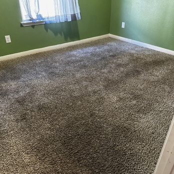 Brainum Carpet Cleaning - More soiled carpet before cleaning - Carpet Cleaning Near Me