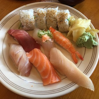 Sushi Kiyosuzu - Sushi combo. 6 nigiri and 4 Cali rolls. Not the freshest I've seen - Japanese Near Me - Arcadia, California Sushi Kiyosuzu - Sushi combo. 6 nigiri and 4 Cali rolls. Not the freshest I've seen - Japanese Near Me - Arcadia, California