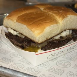 Aoli burger
