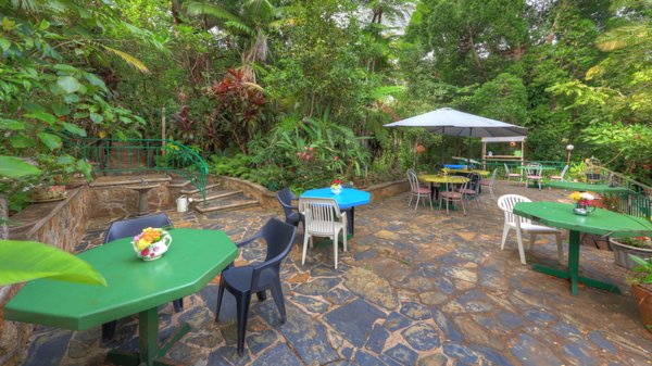 Lake Eacham Tourist Park by null