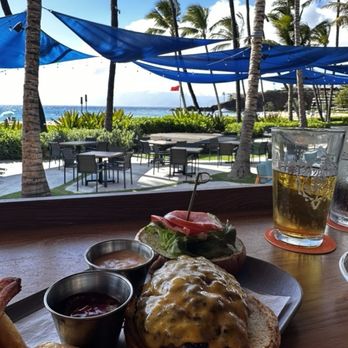 Maui Brewing - Cheeseburger - Brewpubs Near Me - Lahaina, Hawaii Maui Brewing - Cheeseburger - Brewpubs Near Me - Lahaina, Hawaii