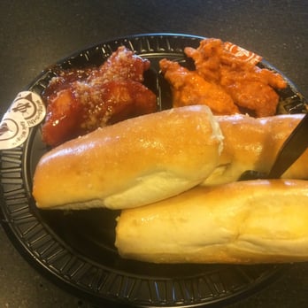 Epic Wings - Looks like they got a lot smaller!!!!!!!!  Prepare to better pictures I took in the past - Chicken Wings Near Me - Chula Vista, California