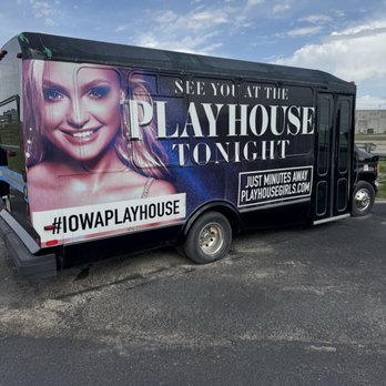 Playhouse Entertainment - Strip Clubs Near Me - Council Bluffs, Iowa Playhouse Entertainment - Strip Clubs Near Me - Council Bluffs, Iowa