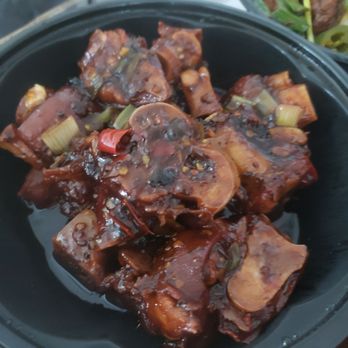 Harmony Kitchen  - The only thing in my order that was good. Spicy pigs feet was tender and flavorful with the right amount of spicy - Chinese Near Me - Tempe, Arizona
