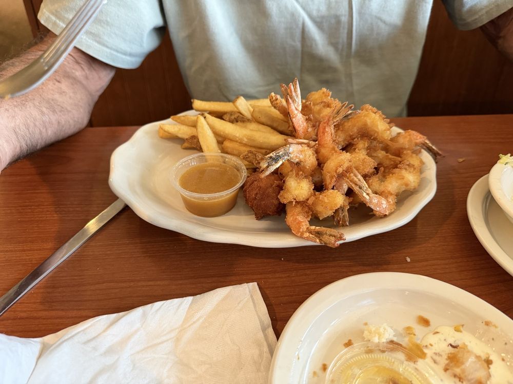 Musselwhite's Seafood Grill Image