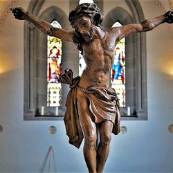 Evangelisch-lutherische Kirche - Jesus ohne Kreuz (Kreuz ist durch Holzwurm zerstört)
