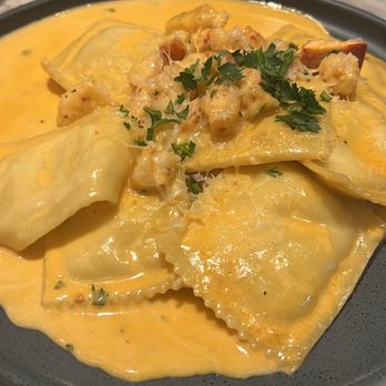 Earls Kitchen + Bar - Lobster & Shrimp Ravioli - New American Near Me - Orlando, Florida Earls Kitchen + Bar - Lobster & Shrimp Ravioli - New American Near Me - Orlando, Florida