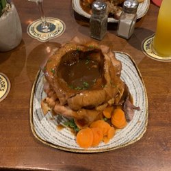 Dog & Gun Inn - Sunday lunch with Yorkshire pudding