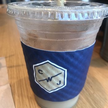 Commonwealth Joe - Cafes Near Me - Arlington, Virginia