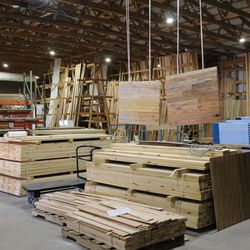 Freeman Liquidators - Building Materials