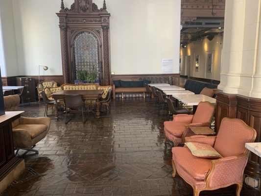 The Emerald Lounge by null