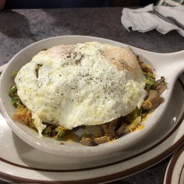 Vasili Skillet Ham & Mushroom w/ Egg. Comes with toast.