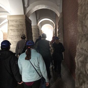 Budweiser Brewery Experience - Beer Tours Near Me - Saint Louis, Missouri