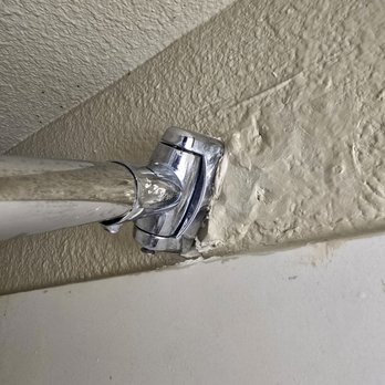 Best Western Heritage Inn - Shower curtain rod falling off the wall. - Hotels Near Me - Concord, California Best Western Heritage Inn - Shower curtain rod falling off the wall. - Hotels Near Me - Concord, California