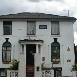 Mile End Hotel