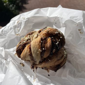 Oat Bakery - Hygge bun - Organic Stores Near Me - Santa Barbara, California Oat Bakery - Hygge bun - Organic Stores Near Me - Santa Barbara, California
