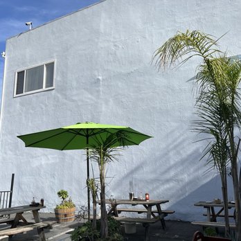 Blu Jam Cafe - Outside - Breakfast & Brunch Near Me - Sherman Oaks, California