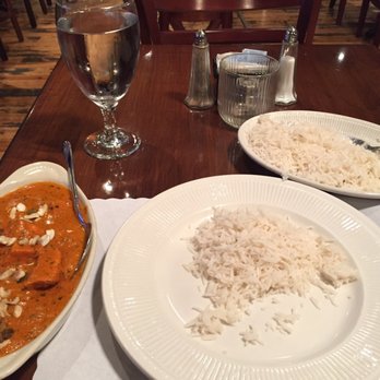 Bay Leaf - Butter chicken - Indian Near Me - New Bern, North Carolina