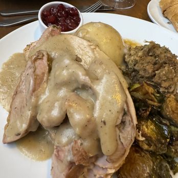 Land Ocean Restaurant Meridian - Thanksgiving dinner - New American Near Me - Meridian, Idaho