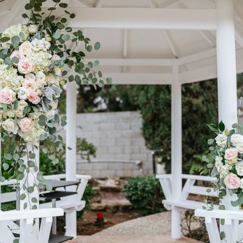 Wenfloral Design Studio - gazebo decor - Florists Near Me - Arcadia, California Wenfloral Design Studio - gazebo decor - Florists Near Me - Arcadia, California