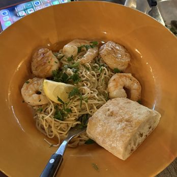 Oggi Italian - Combo scampi w/ shrimp & scallops - Italian Near Me - Tampa, Florida Oggi Italian - Combo scampi w/ shrimp & scallops - Italian Near Me - Tampa, Florida