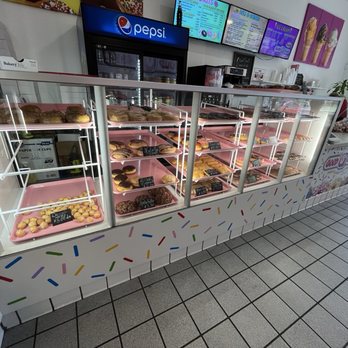 Good Glaze Donuts and Ice Cream - Donuts Near Me - Redlands, California Good Glaze Donuts and Ice Cream - Donuts Near Me - Redlands, California