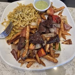 H2. House Garlic Noodles with Filet Mignon (MÌ BÒ LÚC LAC) H2. House Garlic Noodles with Filet Mignon (MÌ BÒ LÚC LAC)