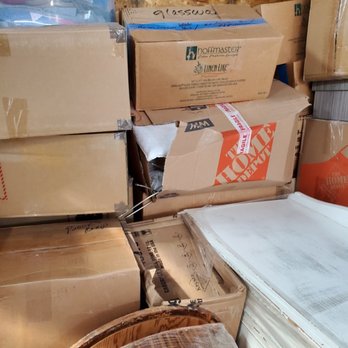 U-Pack Moving - More damage - Movers Near Me - Pacoima, California